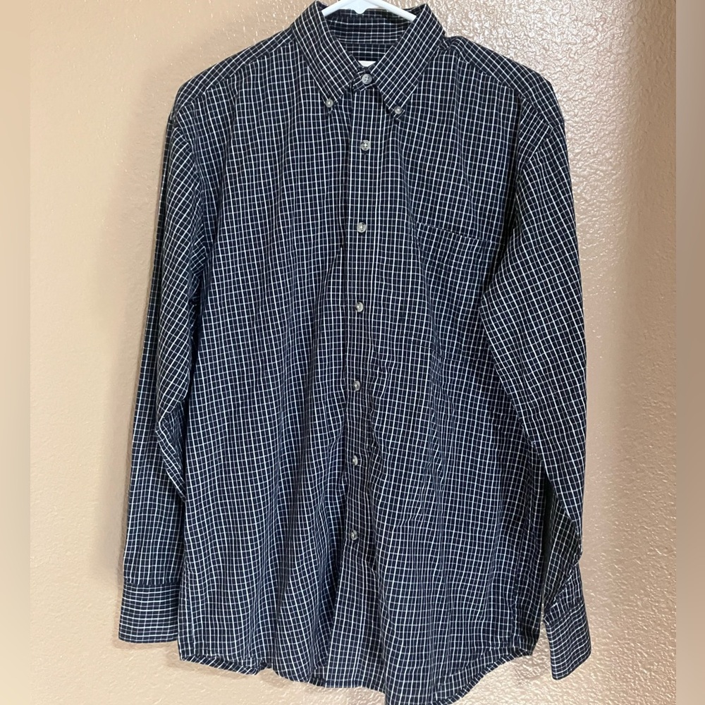 Wrangler Men's Black Checkered Button Down Shirt